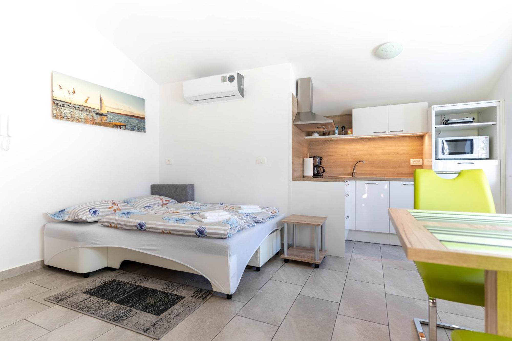 Apartmaji Ema コペル エクステリア 写真